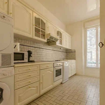 Romilly-sur-seine, 4 Pieces, 6 Personnes - Fr-1-543-195